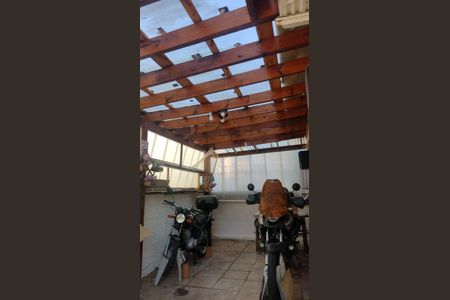 Casa à venda com 60m², 3 quartos e 2 vagas Casa à venda com 60m², 3 quartos e 2 vagasÁrea Externa