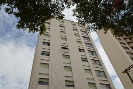 Apartamento à venda com 160m², 3 quartos e 1 vagaFachada