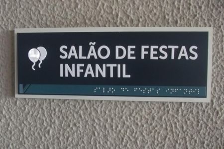 Apartamento à venda com 68m², 3 quartos e 1 vagaÁrea comum