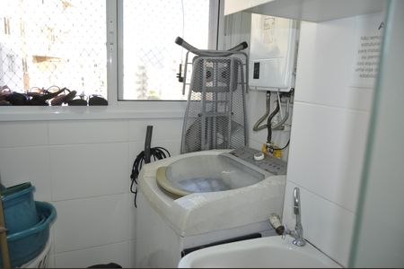 Apartamento à venda com 68m², 3 quartos e 1 vagaÁrea de Serviço