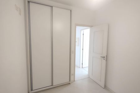 Apartamento à venda com 98m², 3 quartos e 2 vagas Apartamento à venda com 98m², 3 quartos e 2 vagasQuarto 2