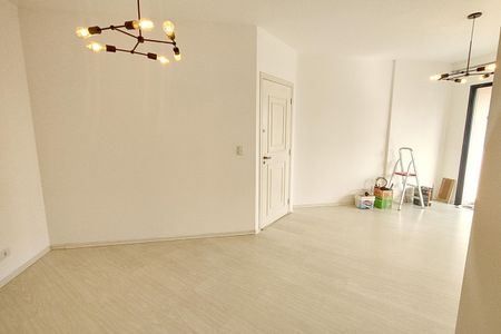 Apartamento à venda com 98m², 3 quartos e 2 vagas Apartamento à venda com 98m², 3 quartos e 2 vagasSala