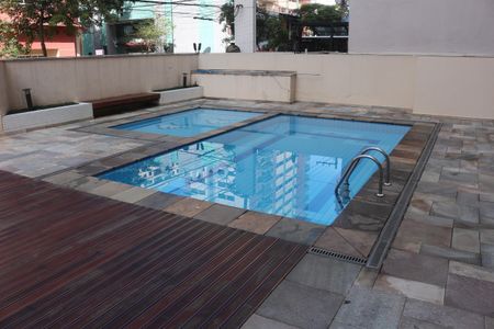 Apartamento à venda com 98m², 3 quartos e 2 vagasÁrea comum - Piscina