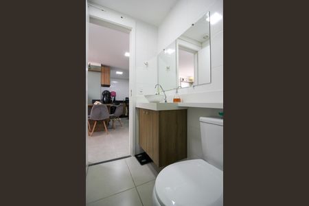 Apartamento para alugar com 33m², 2 quartos e sem vaga Apartamento para alugar com 33m², 2 quartos e sem vagaBanheiro