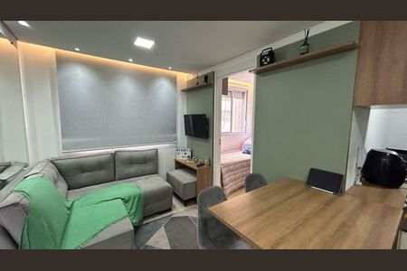 Apartamento para alugar com 33m², 2 quartos e sem vaga Apartamento para alugar com 33m², 2 quartos e sem vagaSala
