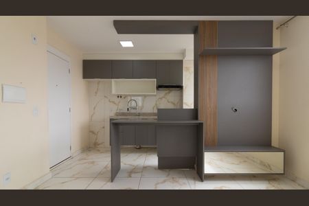 Apartamento para alugar com 38m², 2 quartos e 1 vaga Apartamento para alugar com 38m², 2 quartos e 1 vagaCozinha e Área de Serviço
