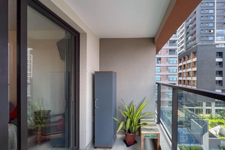 Studio à venda com 25m², 1 quarto e 1 vaga Studio à venda com 25m², 1 quarto e 1 vagaVaranda