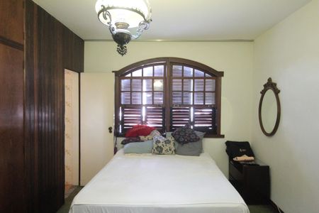 Casa para alugar com 246m², 4 quartos e 4 vagasSuite 2