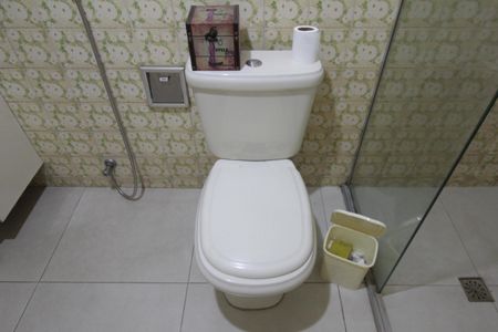 Casa para alugar com 246m², 4 quartos e 4 vagasBanheiro Social