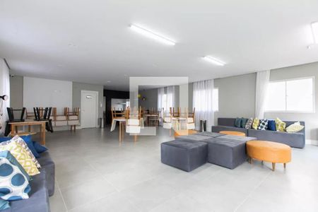 Apartamento para alugar com 43m², 2 quartos e sem vaga Apartamento para alugar com 43m², 2 quartos e sem vagaÁrea comum - Salão de festas