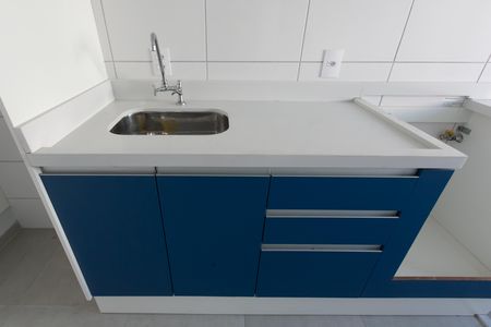 Apartamento para alugar com 43m², 2 quartos e sem vaga Apartamento para alugar com 43m², 2 quartos e sem vagaCozinha - Armários