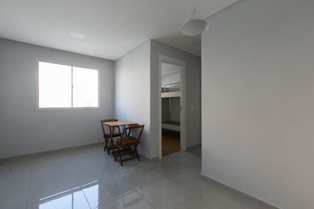 Apartamento para alugar com 43m², 2 quartos e sem vaga Apartamento para alugar com 43m², 2 quartos e sem vagaSala