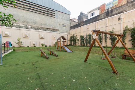 Apartamento para alugar com 43m², 2 quartos e sem vaga Apartamento para alugar com 43m², 2 quartos e sem vagaÁrea Comum - Playground