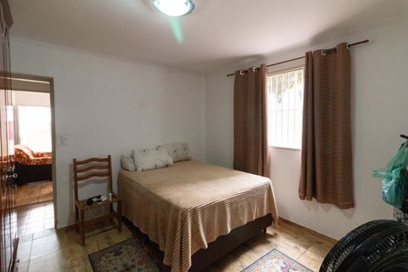 Casa à venda com 250m², 2 quartos e 3 vagasQuarto  Casa 1