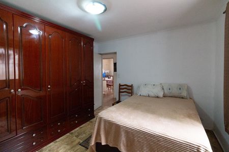Casa à venda com 250m², 2 quartos e 3 vagasQuarto  Casa 1