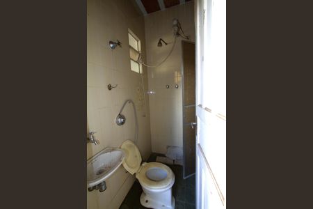 Casa à venda com 250m², 5 quartos e 3 vagasLavabo área externa