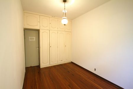 Casa à venda com 250m², 5 quartos e 3 vagasQuarto 1