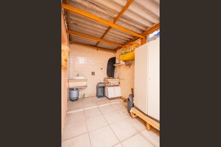 Casa à venda com 250m², 3 quartos e 6 vagasÁrea de Serviço