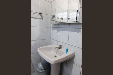 Casa à venda com 200m², 4 quartos e sem vagaBanheiro