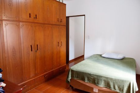 Casa à venda com 200m², 4 quartos e sem vagaQuarto 2 - Suíte