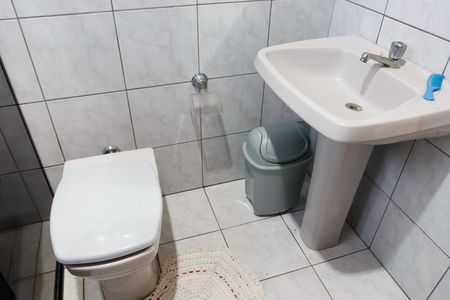 Casa à venda com 200m², 4 quartos e sem vagaBanheiro