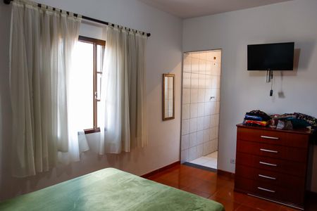 Casa à venda com 200m², 4 quartos e sem vagaQuarto 2 - Suíte