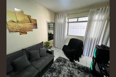 Casa à venda com 215m², 4 quartos e sem vagaSala 2