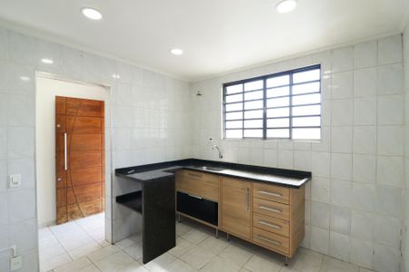 Casa à venda com 215m², 4 quartos e sem vagaCozinha