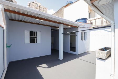 Casa à venda com 215m², 4 quartos e sem vagaÁrea de Serviço