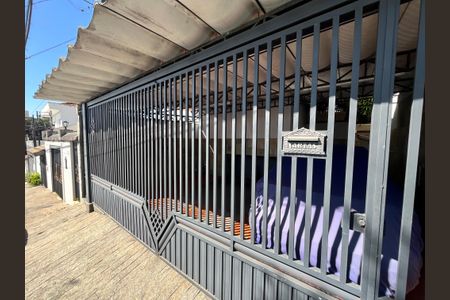 Casa à venda com 215m², 4 quartos e sem vagaFachada