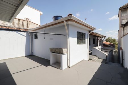 Casa à venda com 215m², 4 quartos e sem vagaÁrea de Serviço
