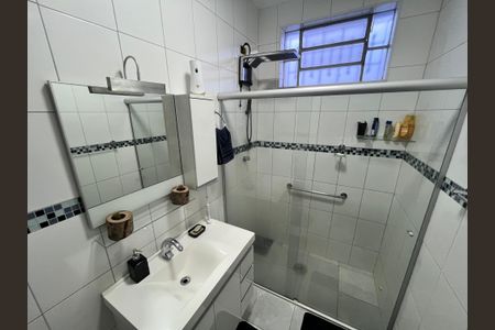 Casa à venda com 215m², 4 quartos e sem vagaBanheiro 2