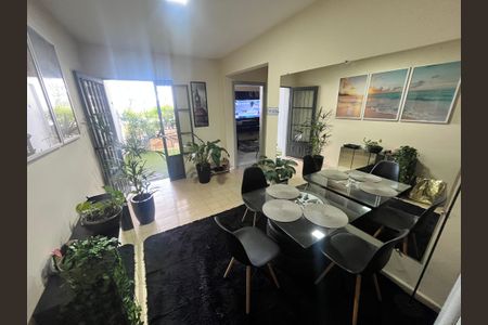 Casa à venda com 215m², 4 quartos e sem vagaSala de Jantar
