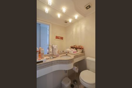 Apartamento à venda com 136m², 3 quartos e 2 vagas Apartamento à venda com 136m², 3 quartos e 2 vagasLavabo