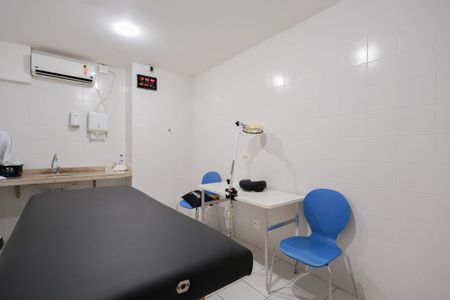 Apartamento à venda com 136m², 3 quartos e 2 vagas Apartamento à venda com 136m², 3 quartos e 2 vagasÁrea comum - Sala de massagem