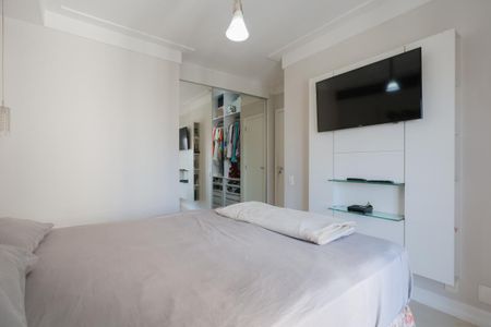 Apartamento à venda com 136m², 3 quartos e 2 vagas Apartamento à venda com 136m², 3 quartos e 2 vagasSuíte 1