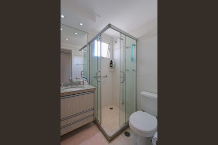 Apartamento à venda com 136m², 3 quartos e 2 vagas Apartamento à venda com 136m², 3 quartos e 2 vagasBanheiro da Suíte 2