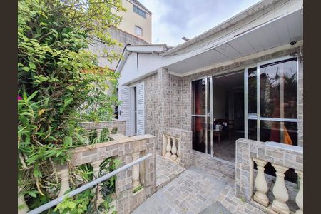 Casa à venda com 200m², 2 quartos e 1 vagaEntrada