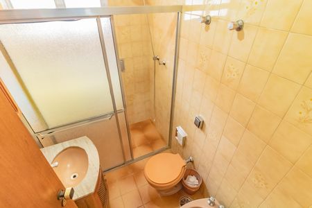 Casa à venda com 222m², 3 quartos e 2 vagas Casa à venda com 222m², 3 quartos e 2 vagasBanheiro Social