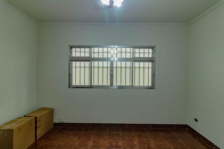 Casa à venda com 222m², 3 quartos e 2 vagas Casa à venda com 222m², 3 quartos e 2 vagasSala