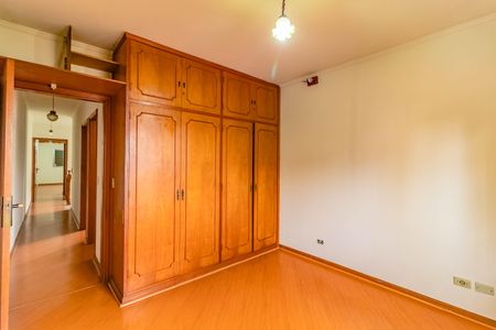 Casa à venda com 222m², 3 quartos e 2 vagas Casa à venda com 222m², 3 quartos e 2 vagasQuarto 1