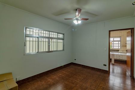Casa à venda com 222m², 3 quartos e 2 vagas Casa à venda com 222m², 3 quartos e 2 vagasSala