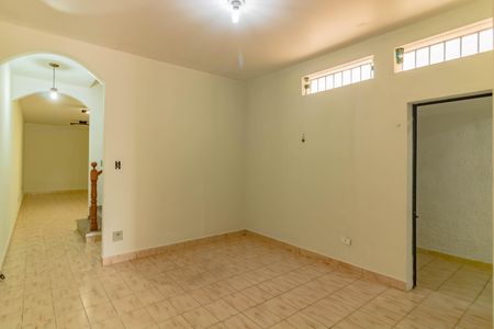 Casa à venda com 222m², 3 quartos e 2 vagas Casa à venda com 222m², 3 quartos e 2 vagasCopa