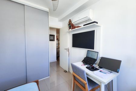 Apartamento à venda com 75m², 2 quartos e 1 vagaQuarto