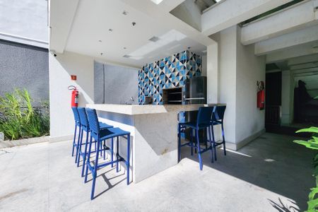 Apartamento à venda com 75m², 2 quartos e 1 vagaÁrea comum - Churrasqueira