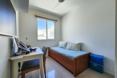 Apartamento à venda com 75m², 2 quartos e 1 vagaQuarto