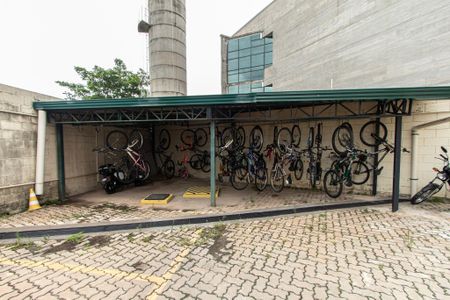 Apartamento para alugar com 53m², 2 quartos e 1 vaga Apartamento para alugar com 53m², 2 quartos e 1 vagaÁrea comum - Bicicletário