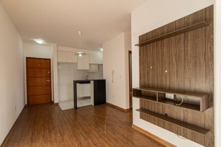 Apartamento para alugar com 53m², 2 quartos e 1 vaga Apartamento para alugar com 53m², 2 quartos e 1 vagaSala