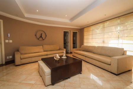 Apartamento à venda com 367m², 4 quartos e 4 vagas Apartamento à venda com 367m², 4 quartos e 4 vagasHall de Entrada