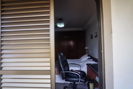 Apartamento à venda com 367m², 4 quartos e 4 vagas Apartamento à venda com 367m², 4 quartos e 4 vagasVaranda da Suite 2